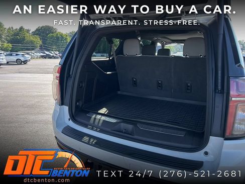 Used 2023 Chevrolet Suburban Z71 w/ Luxury Package AWD/4WD image 30