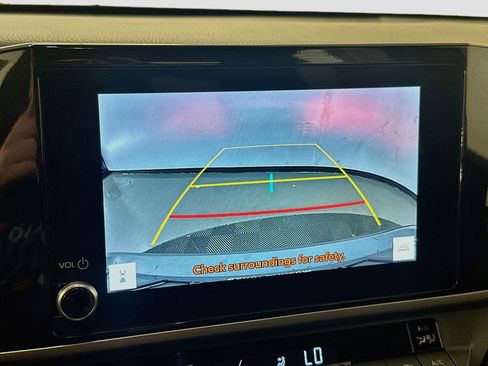 Used 2025 Toyota Camry SE FWD image 23