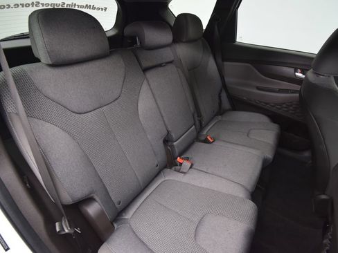 Used 2019 Hyundai Santa Fe SEL image 20