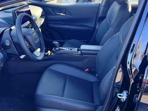 New 2026 Toyota Prius Plug-In Hybrid image 7