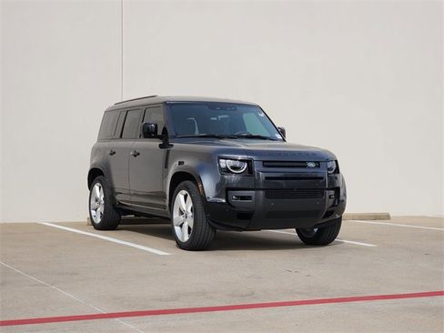 New 2026 Land Rover Defender 110 X-Dynamic SE image 2