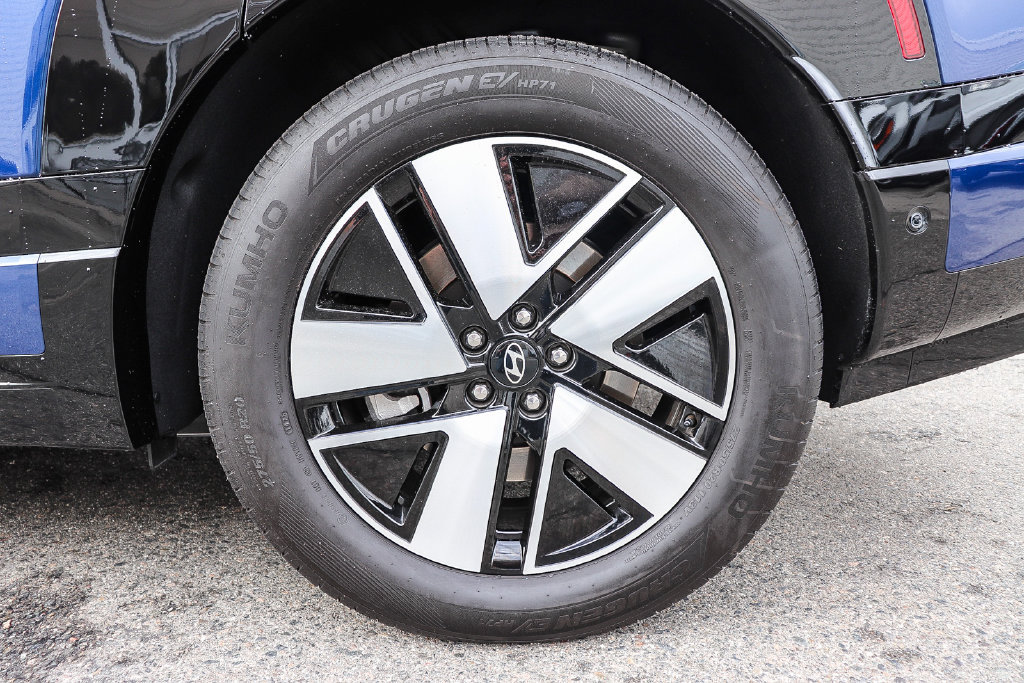 Used 2026 Hyundai Ioniq 9 SEL AWD/4WD image 9