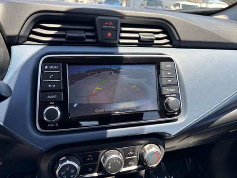 Used 2025 Nissan Versa SV FWD image 22