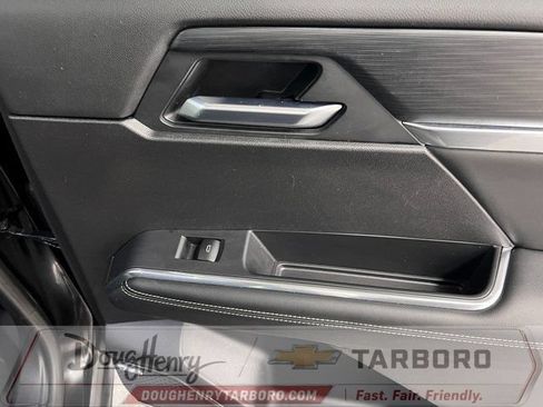 Used 2025 GMC Acadia Elevation FWD image 40