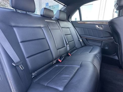 Used 2010 Mercedes-Benz E 350 Sedan w/ Premium 1 Pkg image 18