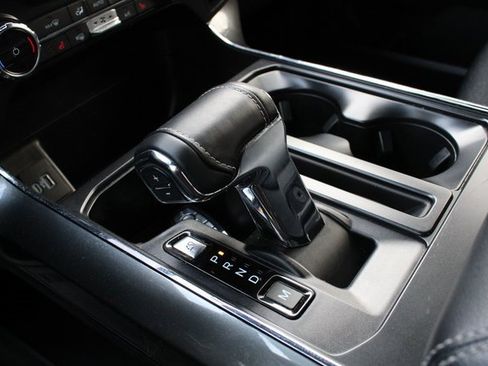 Used 2022 Ford F150 XLT w/ Equipment Group 302A High image 17