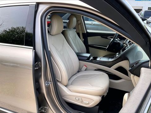 Used 2019 Lincoln Nautilus Reserve AWD/4WD image 11