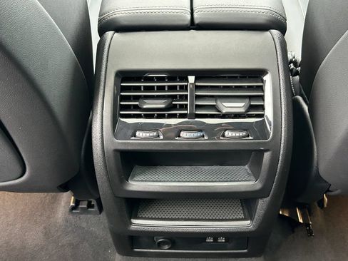 Used 2024 BMW X5 xDrive40i w/ Premium Package AWD/4WD image 33