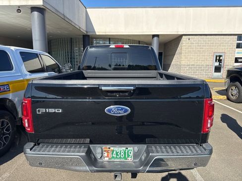 Used 2017 Ford F150 Lariat w/ Equipment Group 502A Luxury AWD/4WD image 5