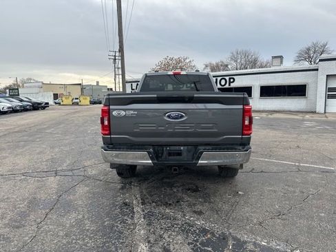 Used 2022 Ford F150 XLT w/ Trailer Tow Package image 6