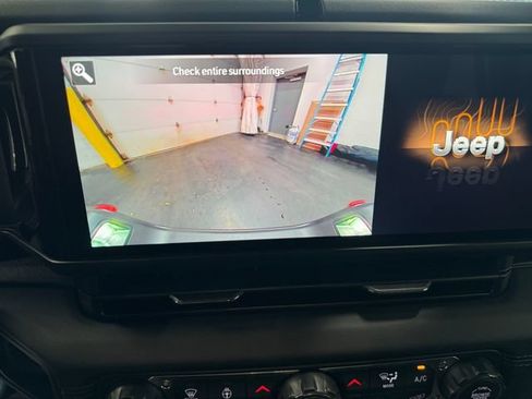 New 2026 Jeep Gladiator Mojave w/ Safety Group AWD/4WD image 18