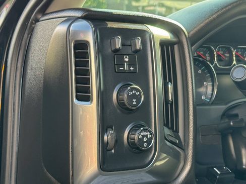 Used 2018 Chevrolet Silverado 2500 LT w/ Midnight Edition AWD/4WD image 24