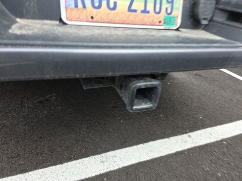 Used 2023 RAM 1500 Laramie image 9