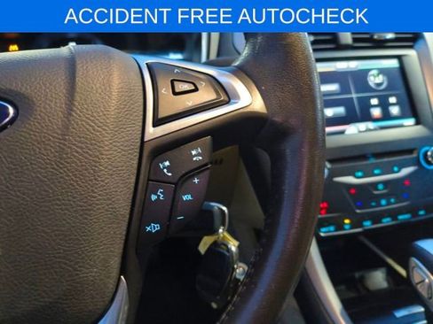 Used 2014 Ford Fusion SE w/ Equipment Group 502A image 4