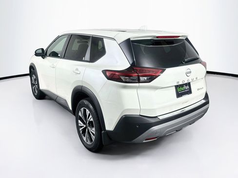 Used 2023 Nissan Rogue SV AWD/4WD image 5