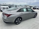 Used 2023 Hyundai Elantra SEL w/ Convenience Package image 4