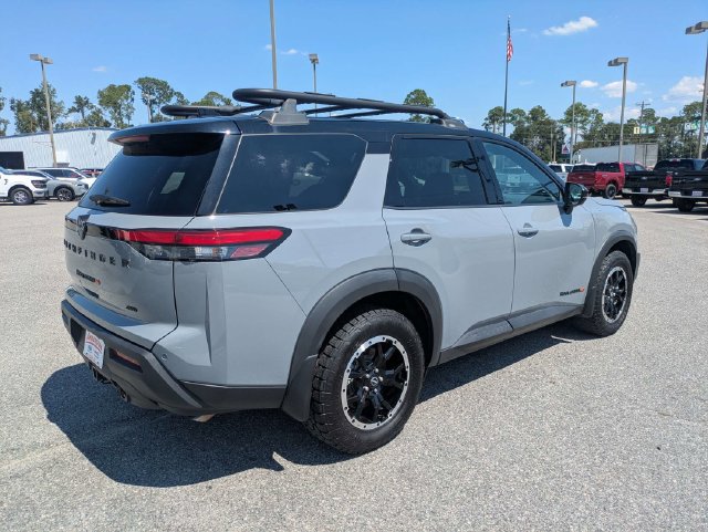 Used 2024 Nissan Pathfinder Rock Creek AWD/4WD image 4