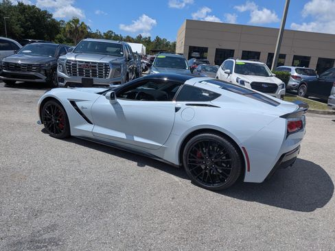 Used 2019 Chevrolet Corvette Stingray Coupe w/ 1LT RWD image 6