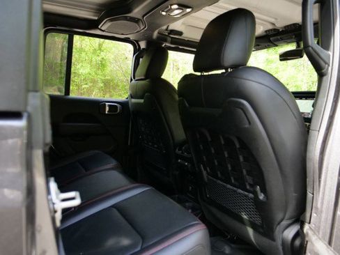 Used 2023 Jeep Gladiator Rubicon w/ LED Lighting Group image 38