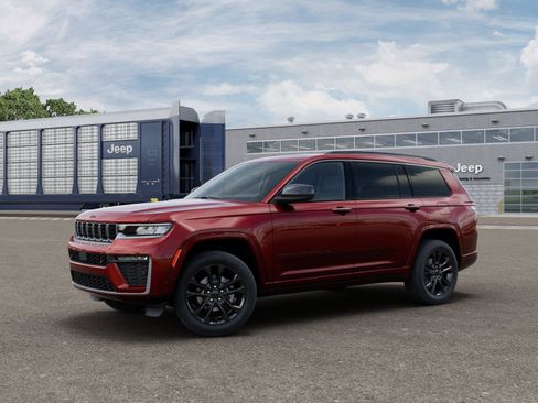 New 2026 Jeep Grand Cherokee L Limited image 1