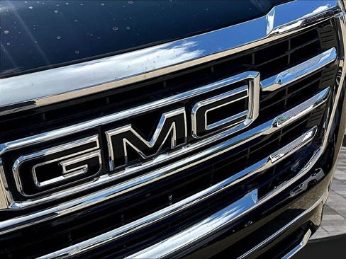 New 2026 GMC Yukon XL Elevation w/ Elevation Premium Package AWD/4WD image 36