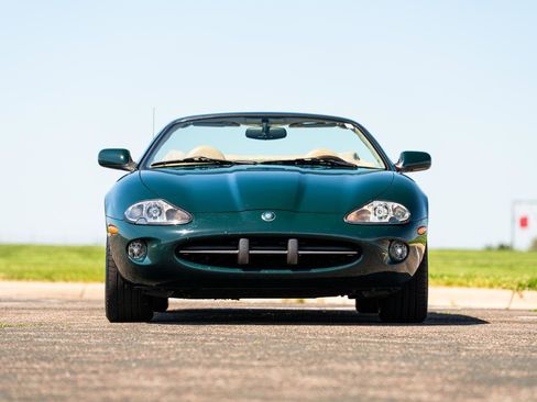 Used 1998 Jaguar XK8 Convertible RWD image 5