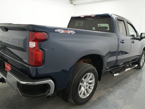 Used 2021 Chevrolet Silverado 1500 LT AWD/4WD image 9