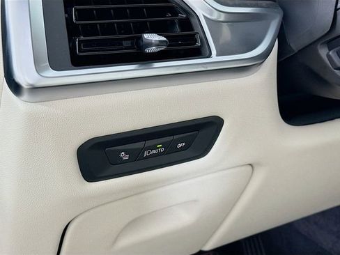 New 2026 BMW X5 xDrive40i w/ Climate Comfort Package image 10
