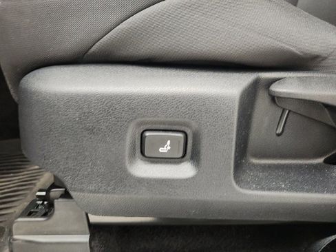 Certified 2024 Toyota Tacoma SR image 13