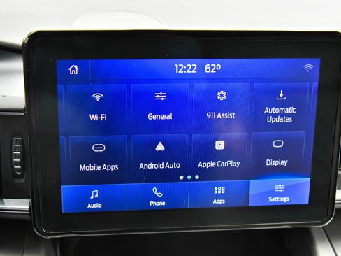 Used 2021 Ford Explorer XLT w/ Equipment Group 202A RWD image 22