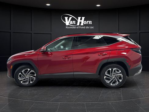 Used 2025 Hyundai Tucson Limited AWD/4WD image 4