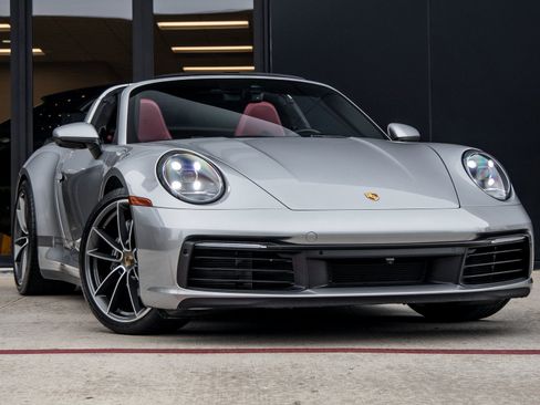 Certified 2022 Porsche 911 Targa 4 image 6