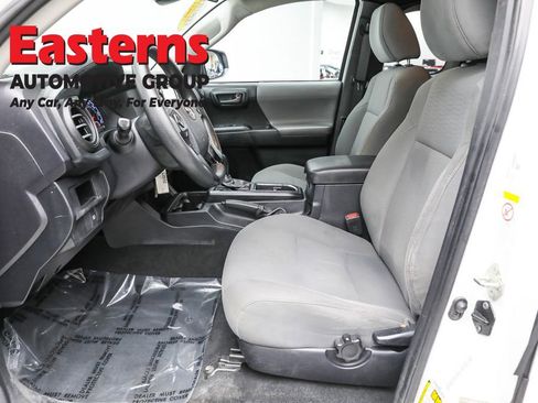 Used 2019 Toyota Tacoma SR image 14