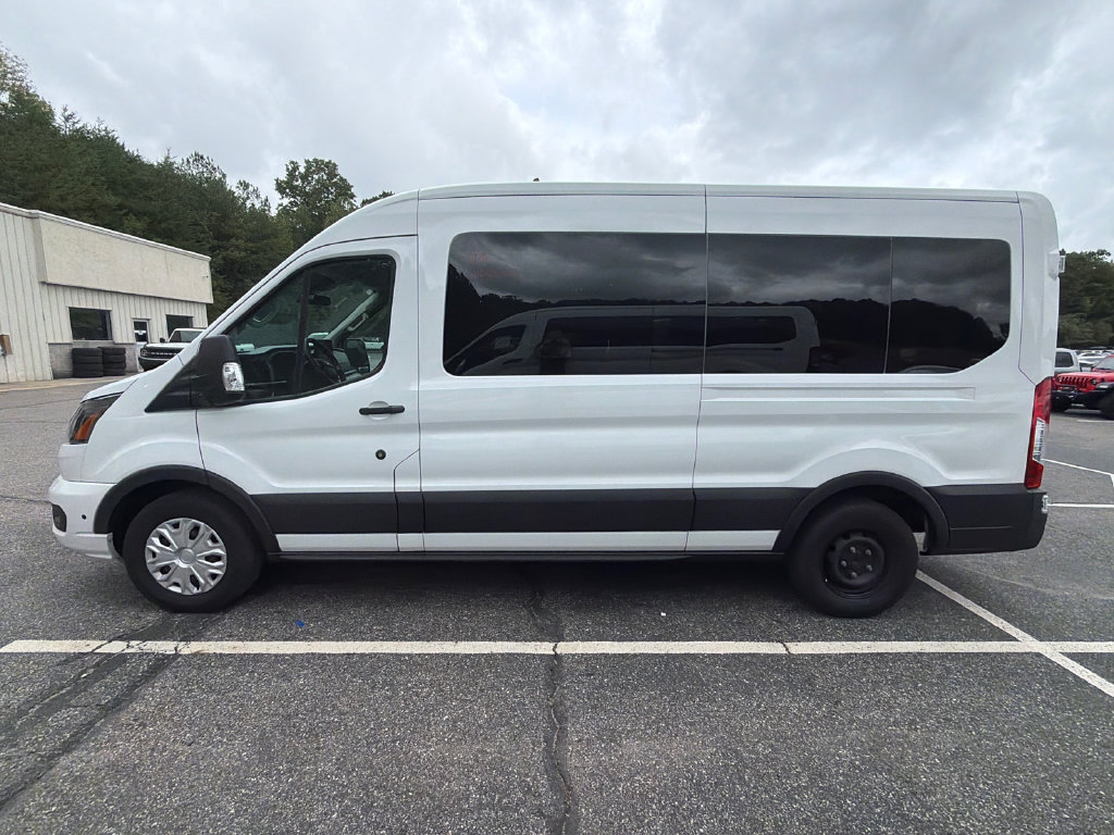 Used 2025 Ford Transit 350 XLT RWD image 4
