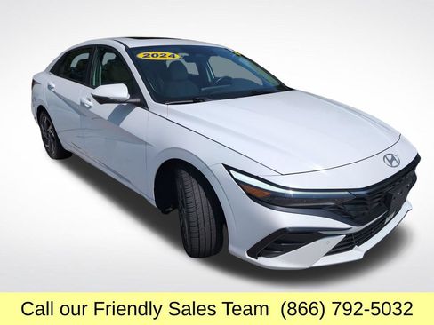 Used 2024 Hyundai Elantra Limited FWD image 8