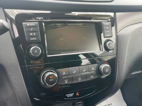 Used 2020 Nissan Rogue Sport S w/ Appearance Package AWD/4WD image 31