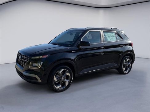 New 2026 Hyundai Venue SEL FWD image 1