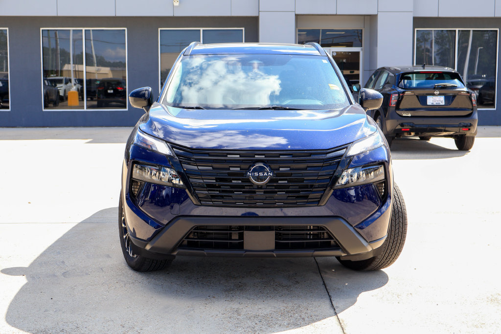 Certified 2026 Nissan Rogue Dark Armor FWD image 23