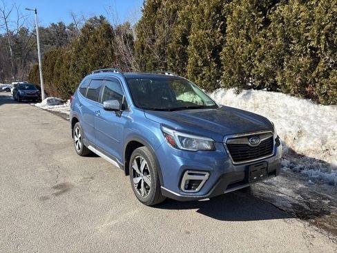 Used 2020 Subaru Forester Touring image 2