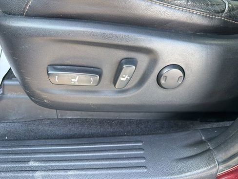 Used 2015 Lexus GX 460 w/ Premium Package image 26