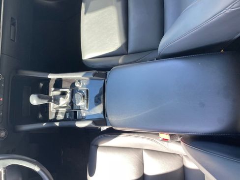 Used 2025 MAZDA MAZDA3 s image 38