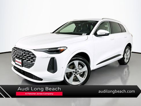 New 2025 Audi Q5 Premium Plus image 1