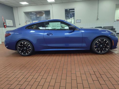 Used 2026 BMW 430i xDrive Coupe w/ M Sport Package AWD/4WD image 8