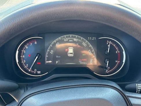 Used 2024 Toyota RAV4 XLE image 23