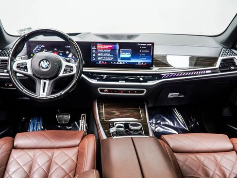 Used 2024 BMW X5 M60i w/ Climate Comfort Package image 17
