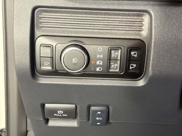 New 2026 Ford F250 Lariat w/ Black Appearance Package AWD/4WD image 15