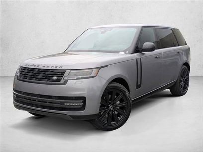New 2025 Land Rover Range Rover Long Wheelbase SE