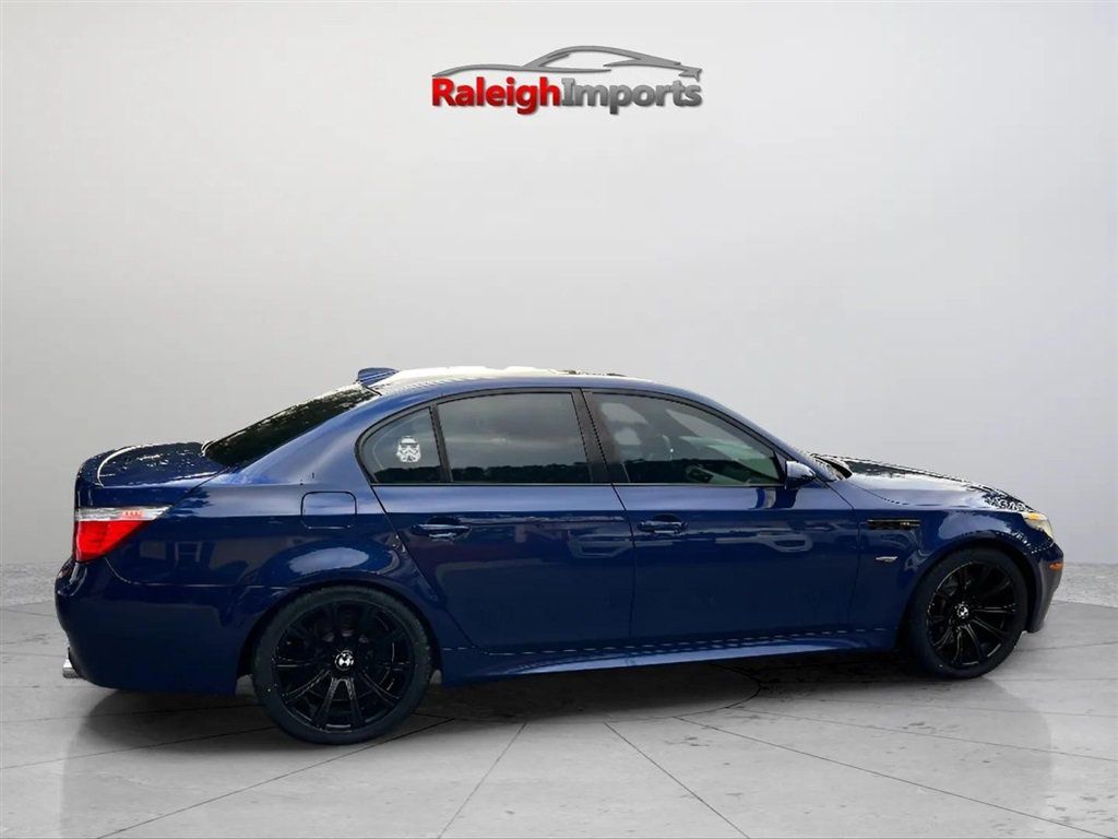 Used 2008 BMW M5 RWD image 6