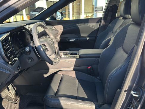 Certified 2023 Lexus RX 350 w/ Accessory Package (2T) image 8