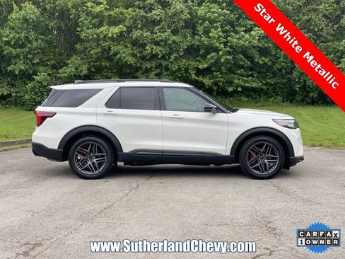 Used 2025 Ford Explorer ST image 8